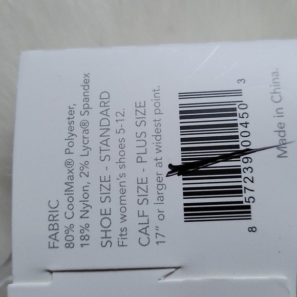 Keyhole Socks - Picture 7 of 10